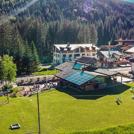 Moie' Pensión Padola